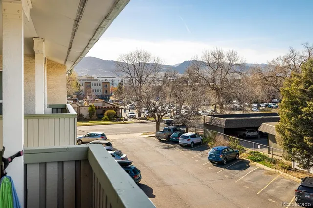 a view of outdoor space and garden