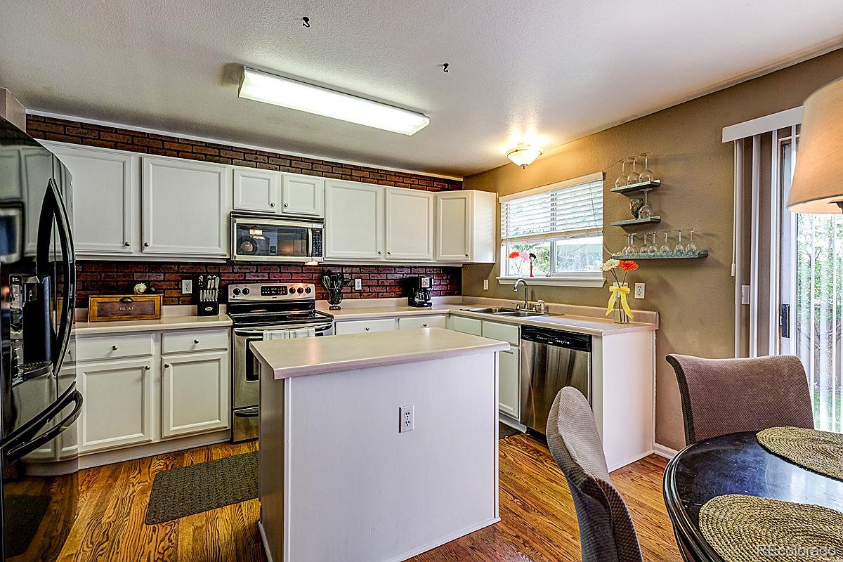 9708 South Castle Ridge Circle Highlands Ranch, CO 80129 - Photo 5 of 20