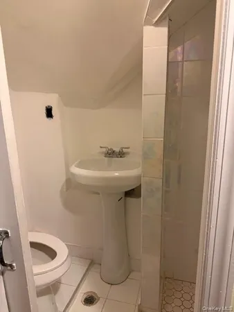 $5,300 | 71 Carmans Road, Farmingdale, NY 11735