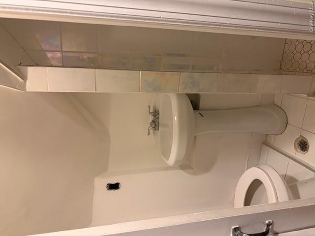 71 Carmans Road Farmingdale, NY 11735 - Photo 13 of 20