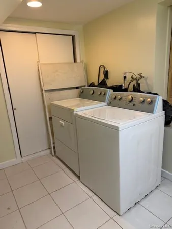 $5,300 | 71 Carmans Road, Farmingdale, NY 11735