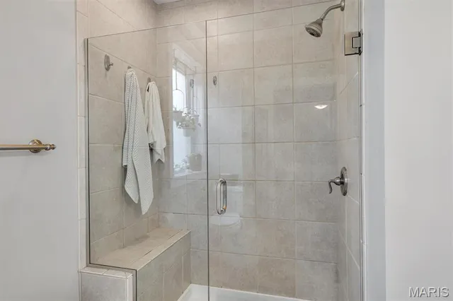 $350,000 | 6253 Rosebury Avenue, Unit 2E, St. Louis, MO 63105