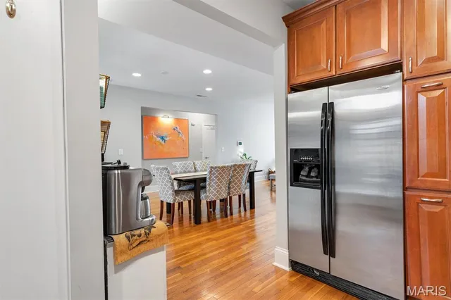 $350,000 | 6253 Rosebury Avenue, Unit 2E, St. Louis, MO 63105