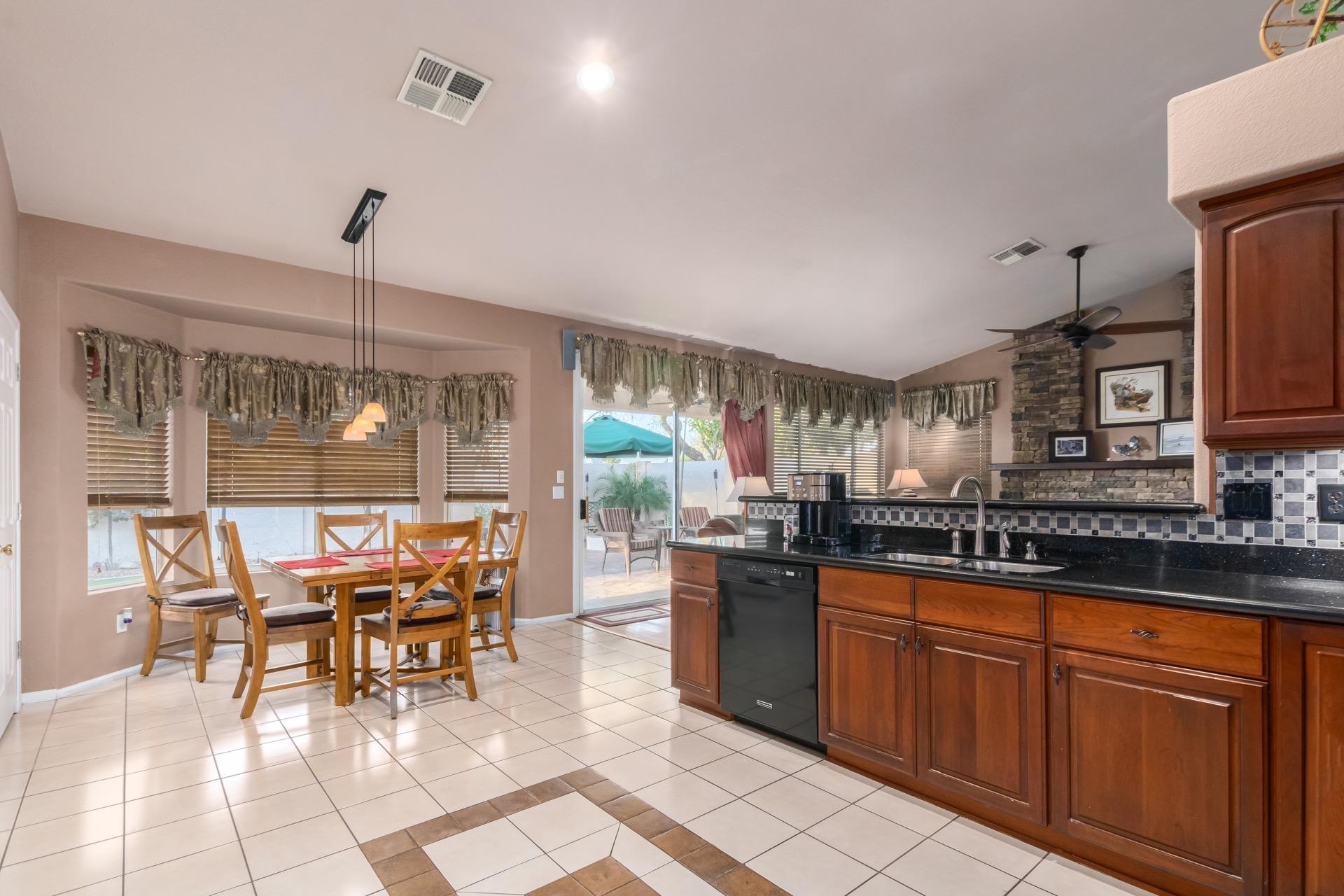 216 West Smoke Tree Road Gilbert, AZ 85233 - Photo 16 of 55 Open Kitchen w/ Dining Nook