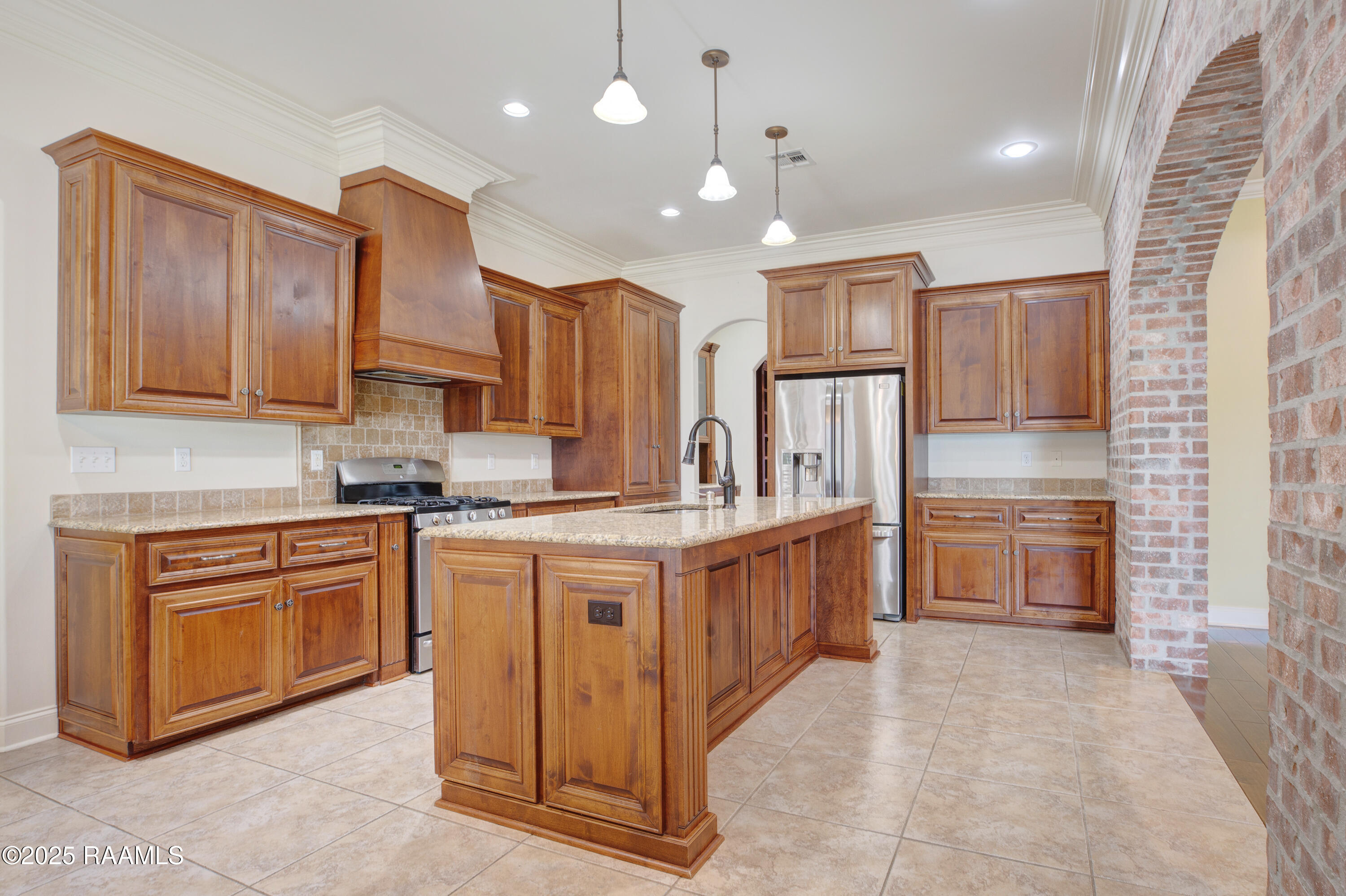 707 Hummingbird Lane New Iberia, LA 70560 - Photo 12 of 42 Kitchen
