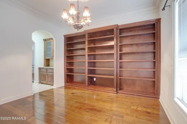 $469,000 | 707 Hummingbird Lane, New Iberia, LA 70560