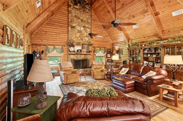 $599,999 | 75581 North Hayes Road, Kentwood, LA 70444