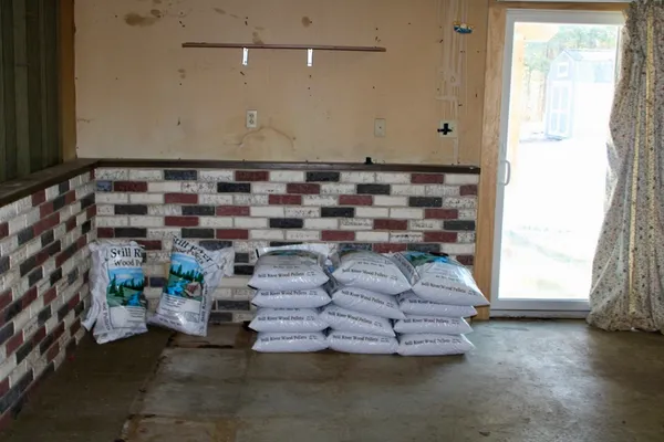 $299,900 | 23 Sunset Drive, Montague, MA 01376