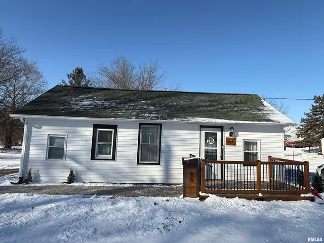 $69,900 | 66 South Mill Street, Farmington, IL 61531