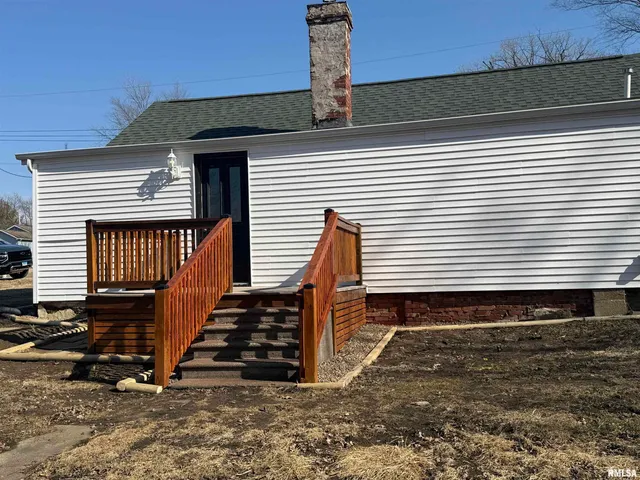 $69,900 | 66 South Mill Street, Farmington, IL 61531