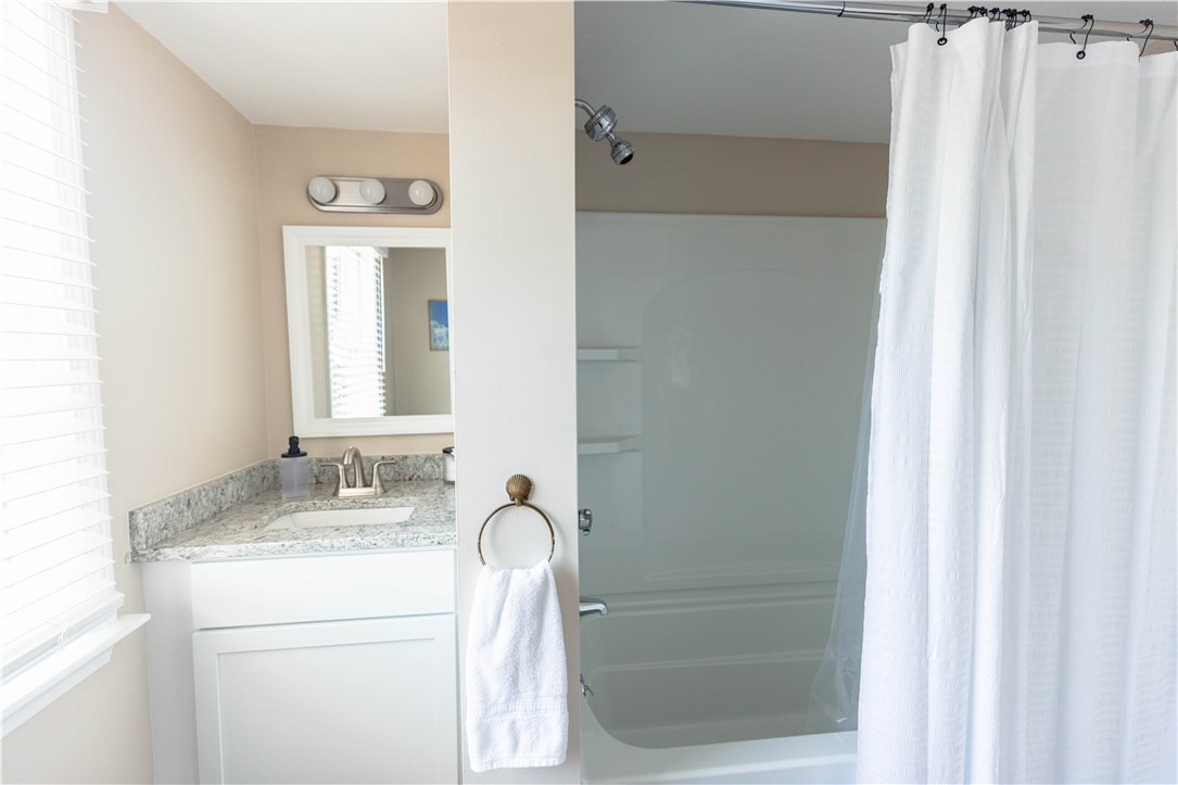 594 Thames Street Newport, RI 02840 - Photo 34 of 34