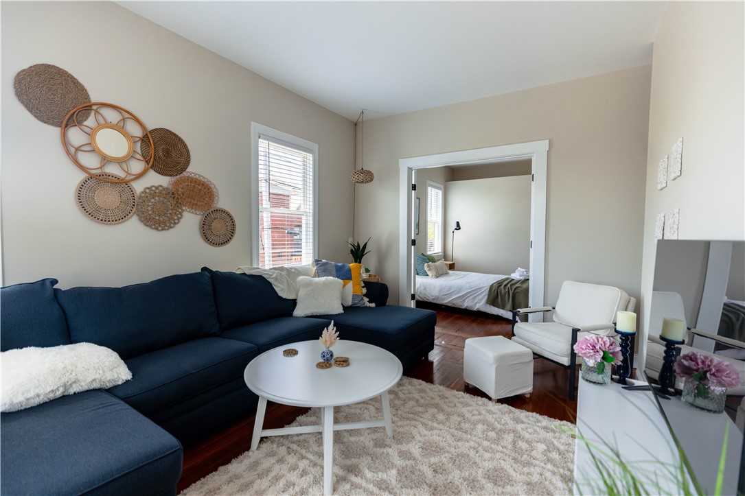 594 Thames Street Newport, RI 02840 - Photo 10 of 34