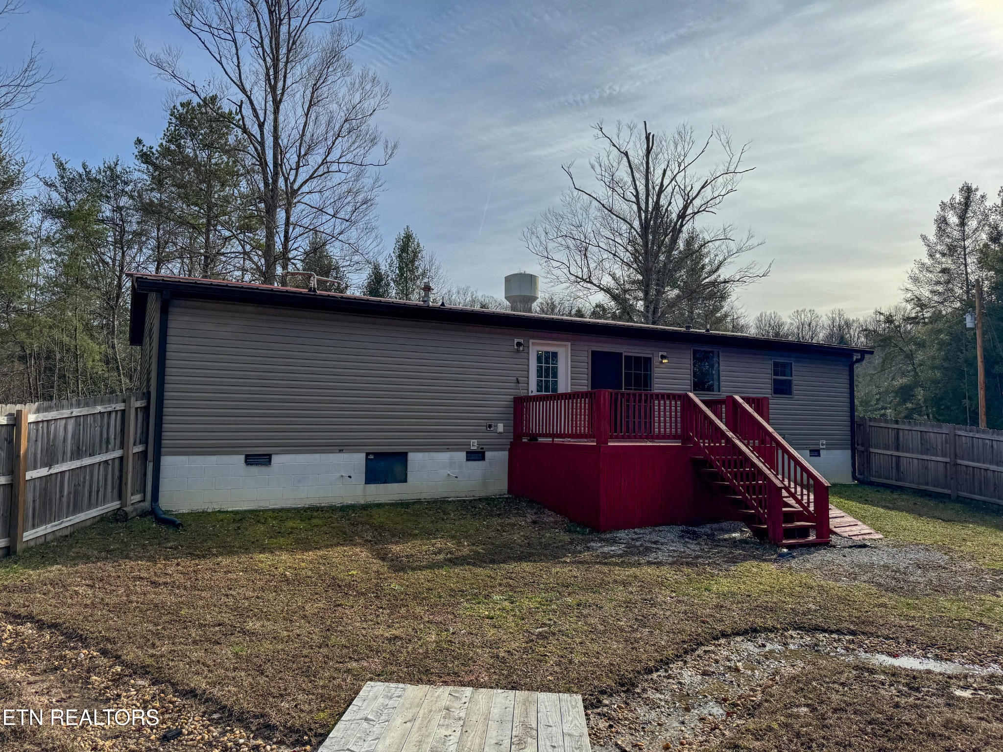 365 Isham Road Winfield, TN 37892 - Photo 35 of 41 Gallery Image 35