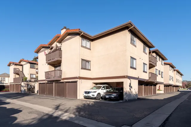 $299,000 | 15059 Hesperian Boulevard, Unit 34, San Leandro, CA 94578