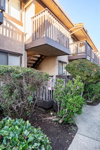 $299,000 | 15059 Hesperian Boulevard, Unit 34, San Leandro, CA 94578