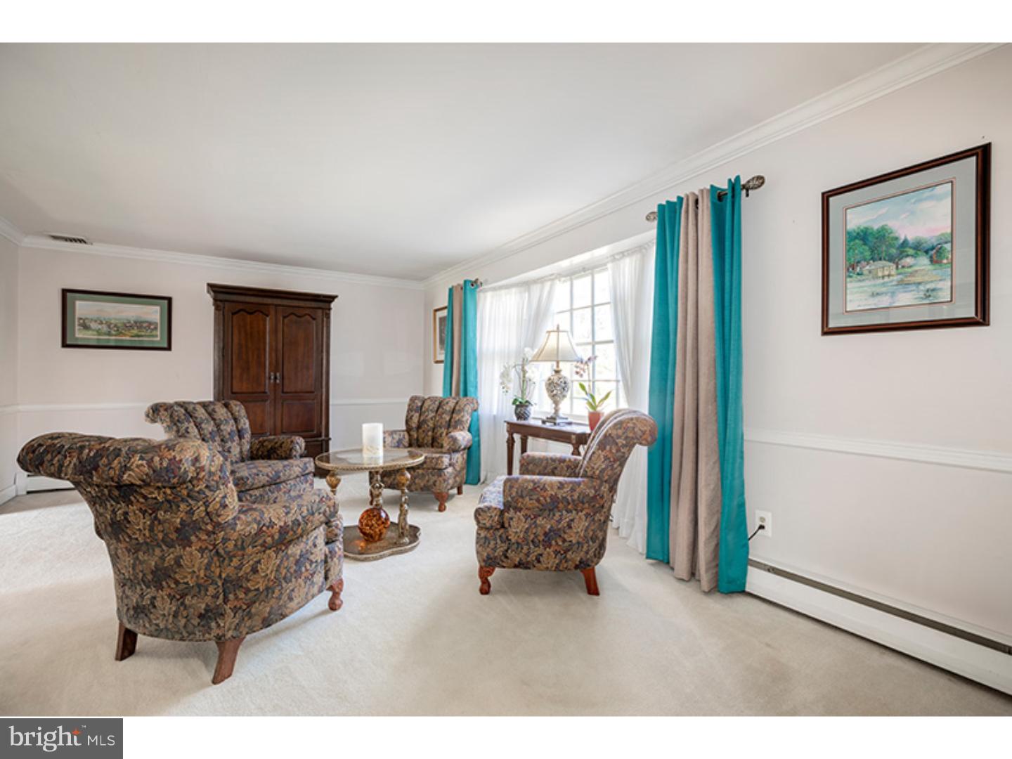 336 Yoder Road Harleysville, PA 19438 - Photo 4 of 25 Gallery Image 4