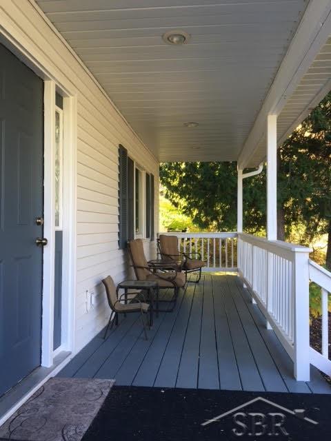 11615 West Freeland Road Freeland, MI 48623 - Photo 2 of 8 31268192-1.JPG
