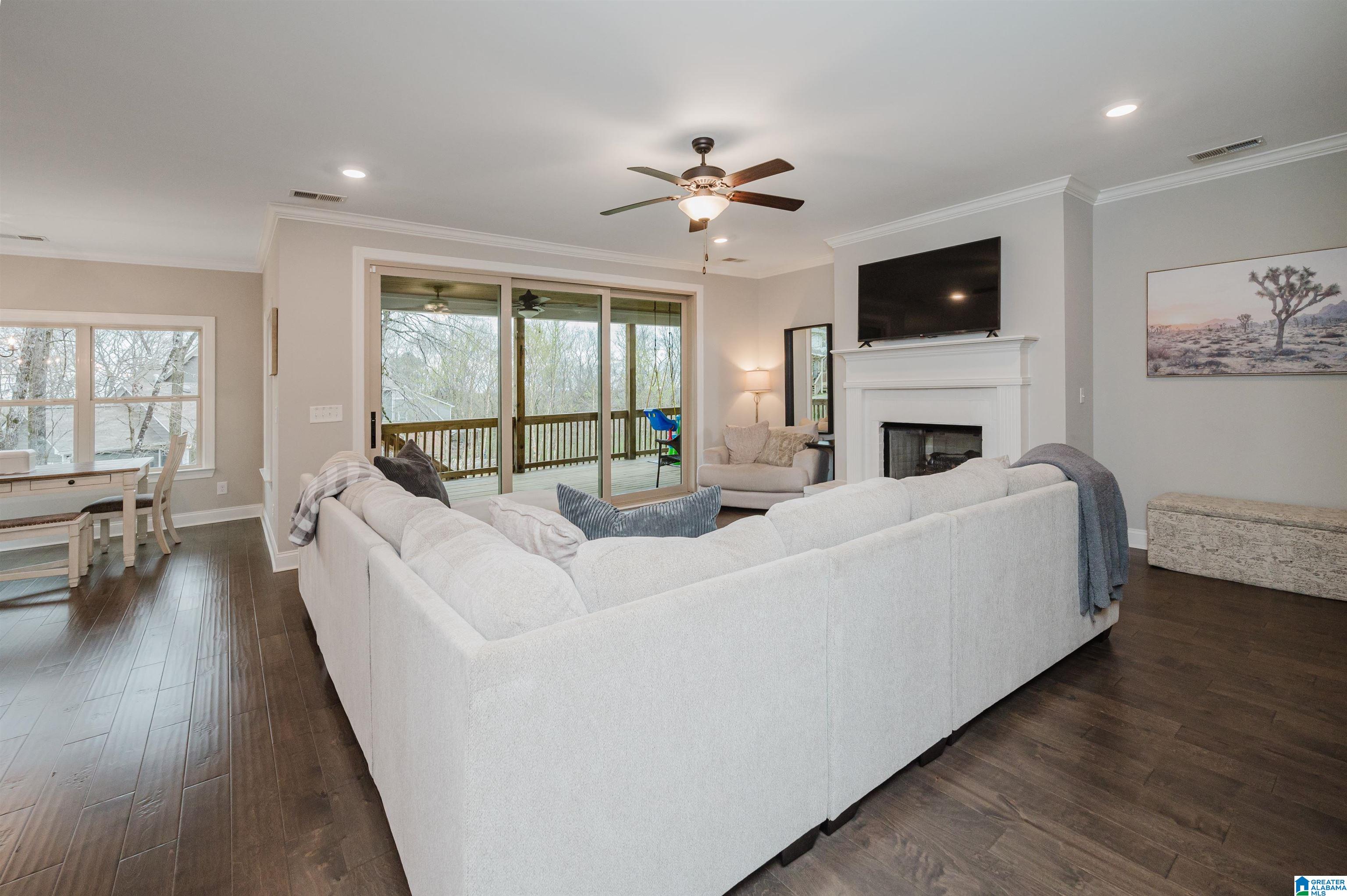 4069 South Shades Crest Road Birmingham, AL 35244 - Photo 13 of 54