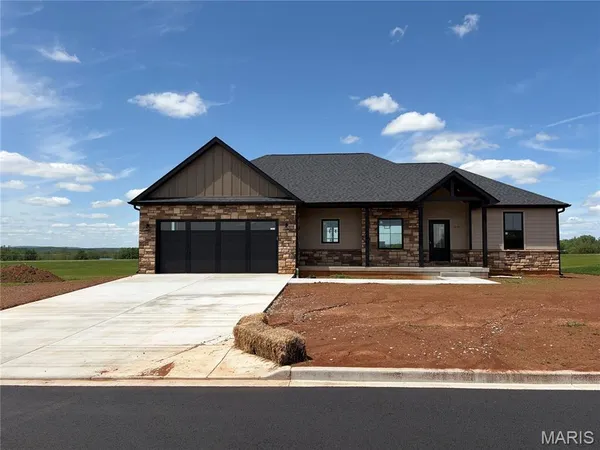 $409,900 | 1239 Stono Mountain Drive, Farmington, MO 63640