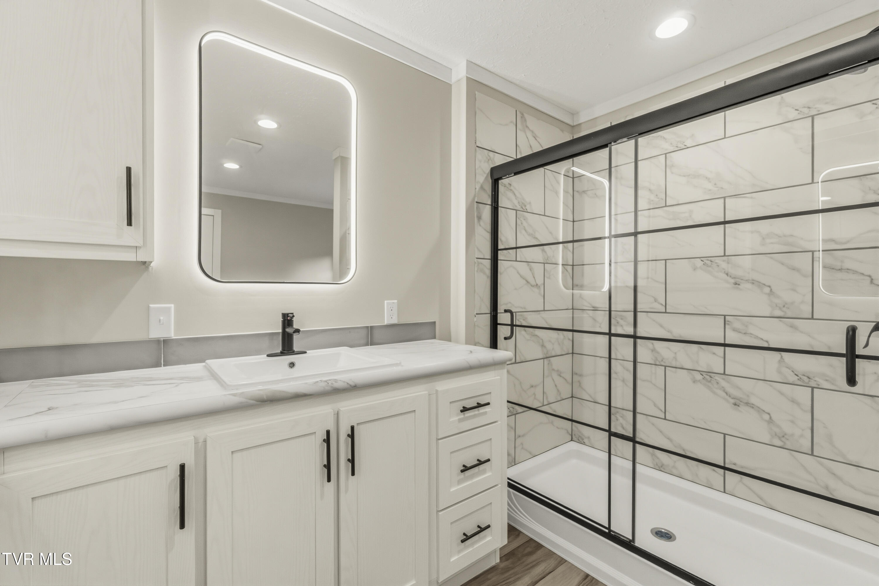 535 McDonald Road Midway, TN 37809 - Photo 4 of 37 Master Bathroom