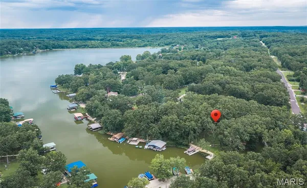 $350,000 | 805 Cochise Ih Drive, Cuba, MO 65453