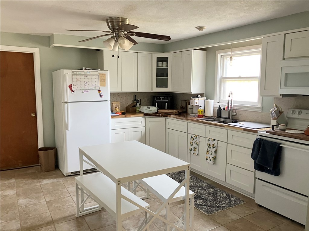 44 Village Way Burrillville, RI 02826 - Photo 13 of 21
