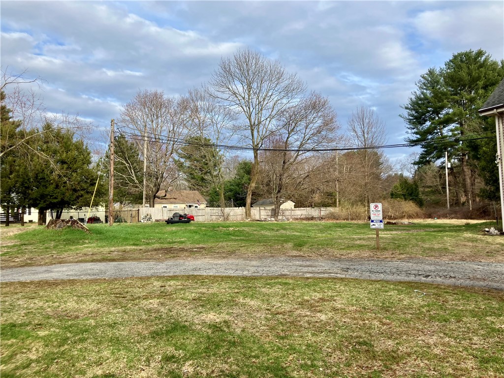 44 Village Way Burrillville, RI 02826 - Photo 6 of 21