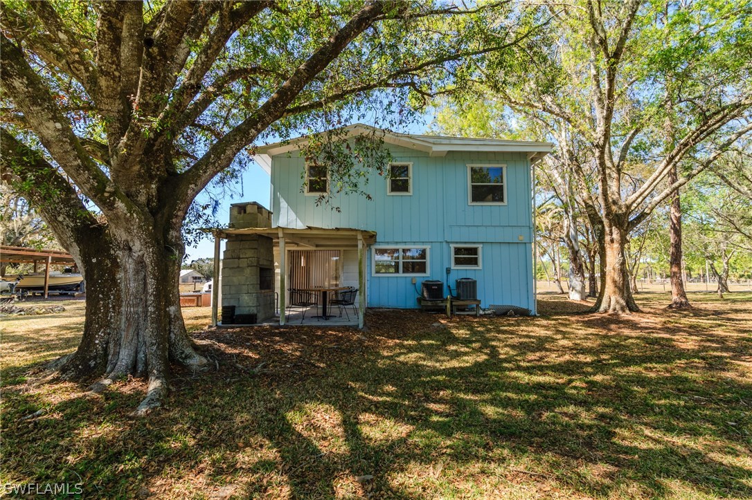 11550 Deal Road North Fort Myers, FL 33917 - Photo 18 of 22 Gallery Image 18