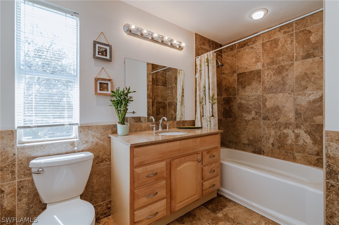 11550 Deal Road North Fort Myers, FL 33917 - Photo 9 of 22 Gallery Image 9