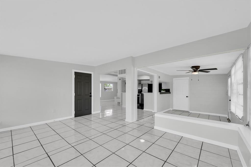 110 14th Avenue Southwest Largo, FL 33770 - Photo 15 of 38