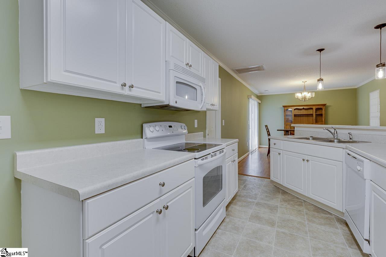 1010 Meehan Way Pendleton, SC 29670 - Photo 17 of 39