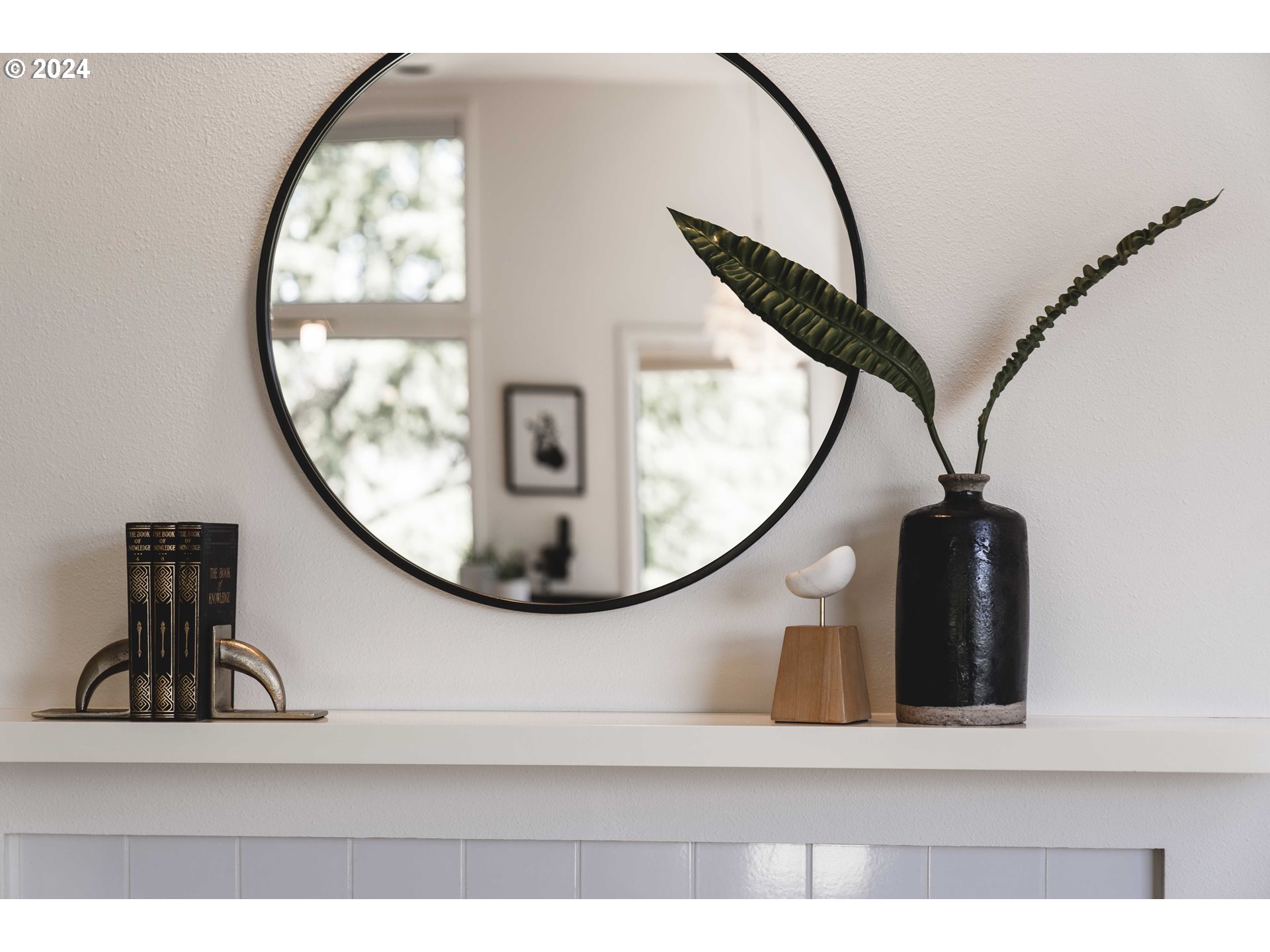 7179 Southwest Arranmore Way Portland, OR 97223 - Photo 20 of 48 a picture of a bench in a mirror