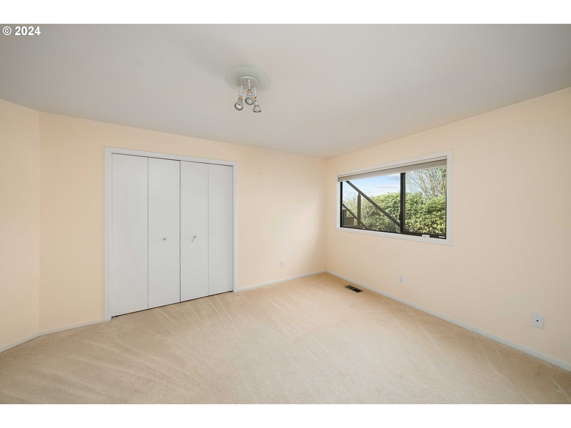 7179 Southwest Arranmore Way Portland, OR 97223 - Photo 28 of 48 a view of an empty room