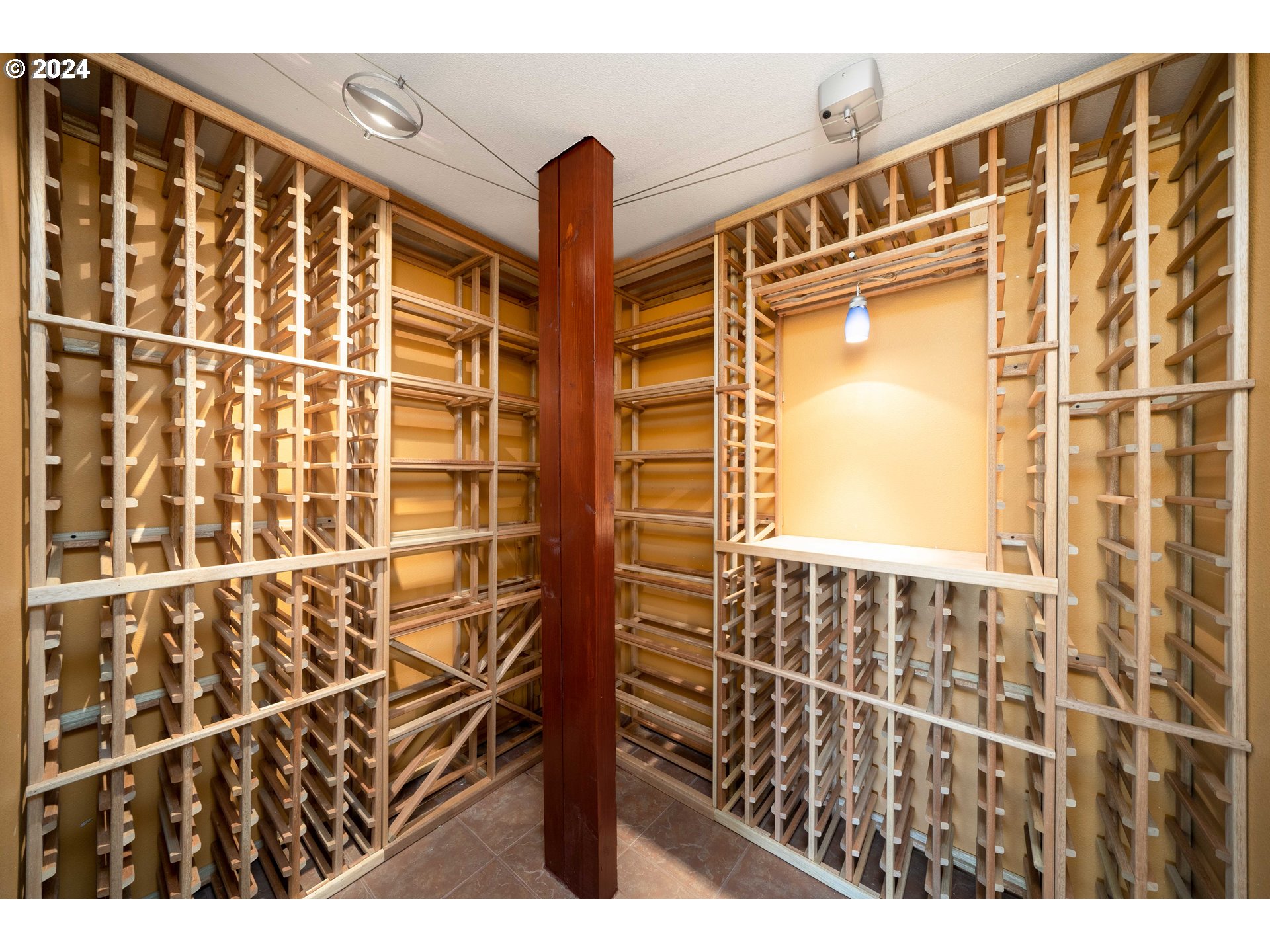 7179 Southwest Arranmore Way Portland, OR 97223 - Photo 35 of 48 a bathroom with a shower