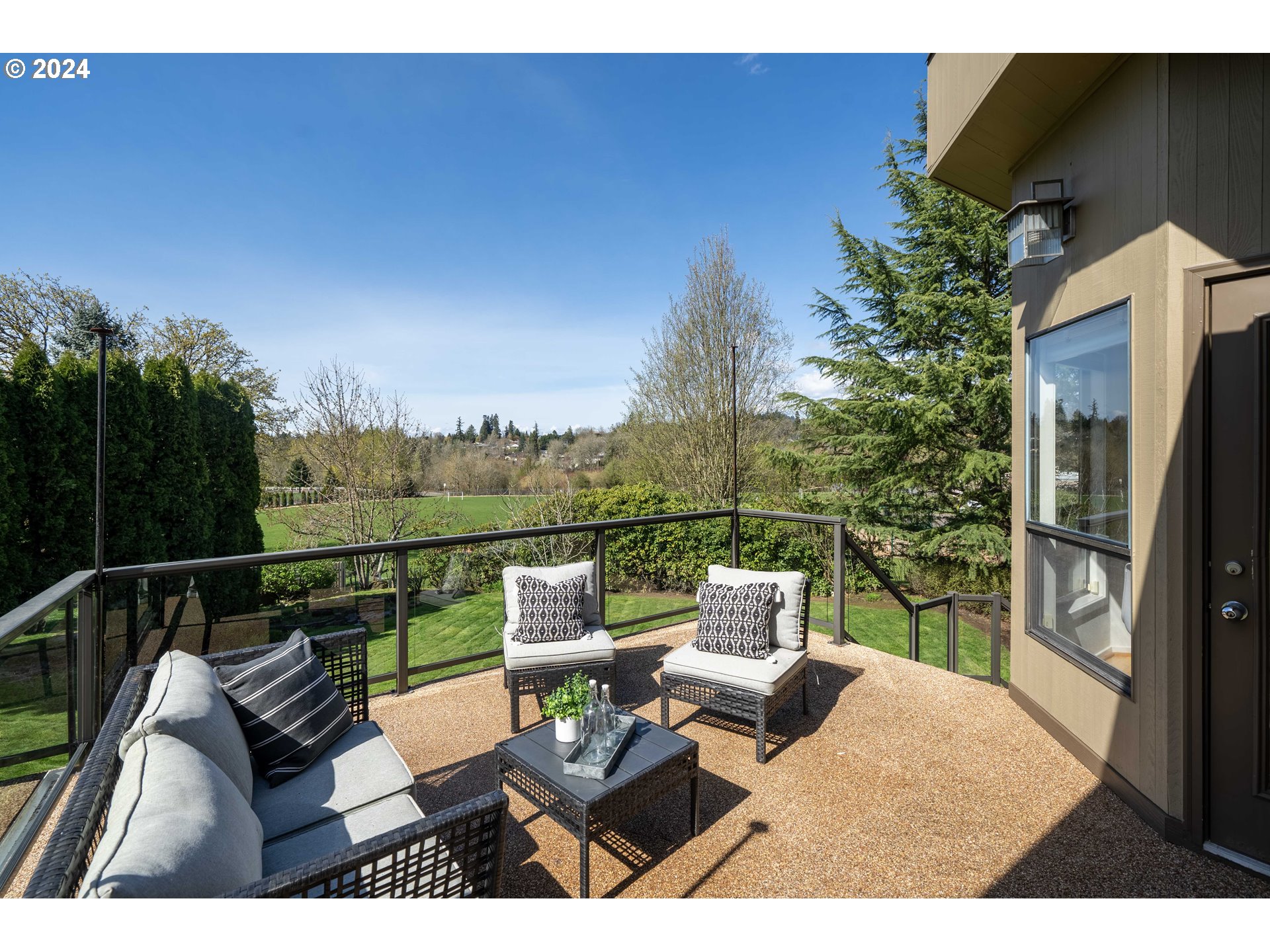 7179 Southwest Arranmore Way Portland, OR 97223 - Photo 38 of 48 a view of sitting area with furniture