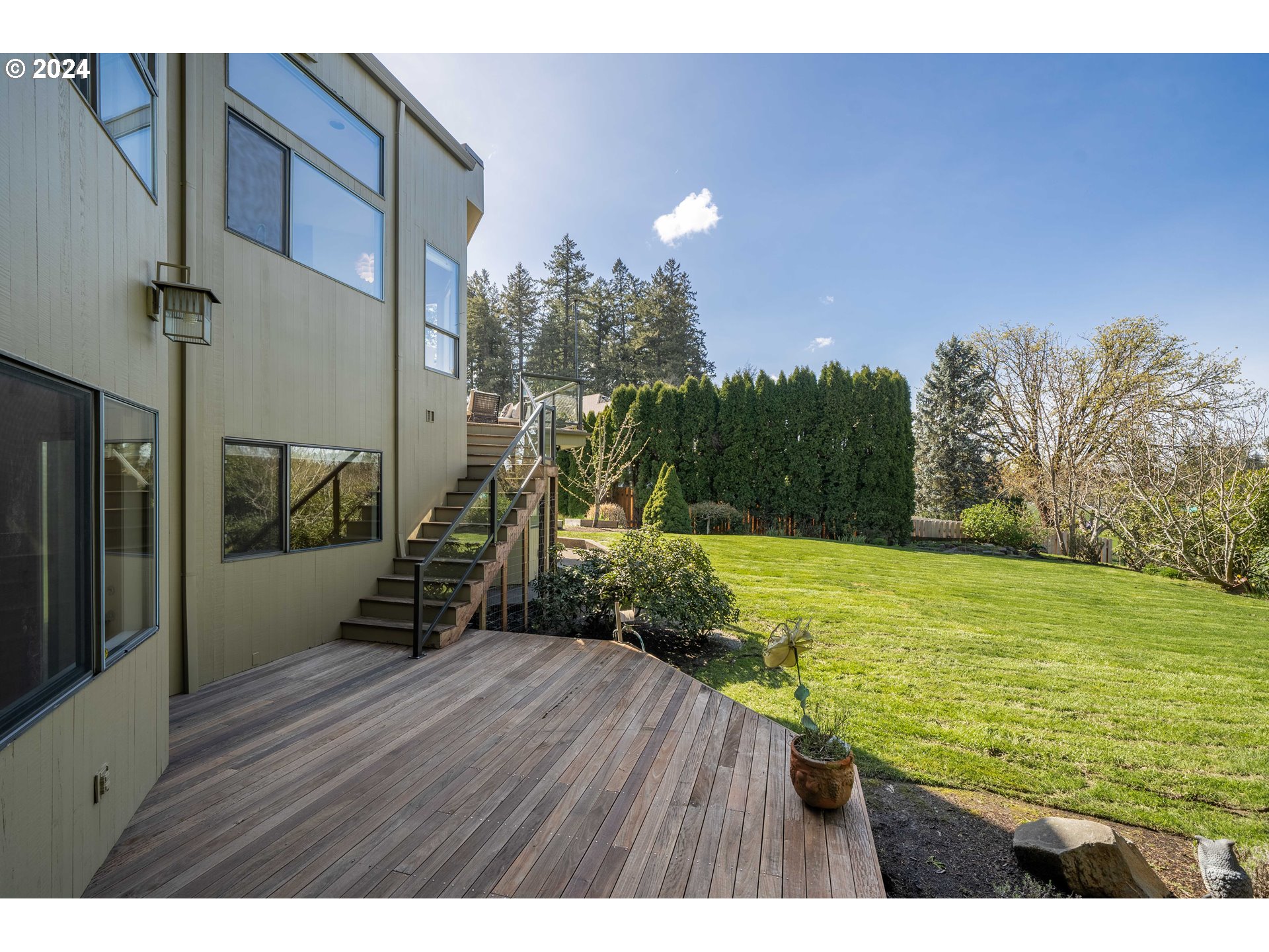7179 Southwest Arranmore Way Portland, OR 97223 - Photo 39 of 48 a view of an ocean from a room