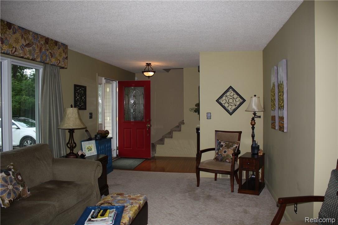 12197 Torrey Road Fenton, MI 48430 - Photo 23 of 61 IMG_2225.jpg