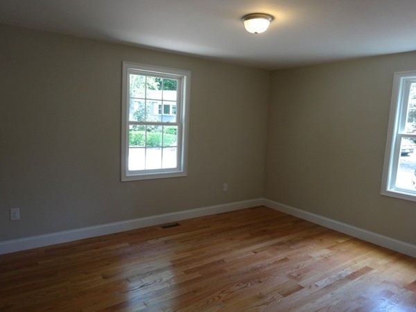 4 Marion Road, Unit 4 Bedford, MA 01730 - Photo 8 of 17 Gallery Image 8