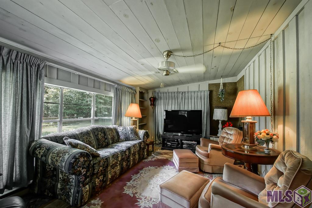 38720 Leggett Road Denham Springs, LA 70706 - Photo 5 of 31 Gallery Image 5