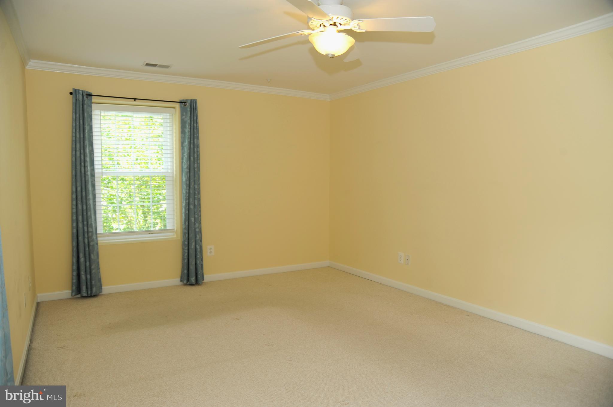 12320 Rosslare Ridge Road, Unit 207 Lutherville-Timonium, MD 21093 - Photo 18 of 30 Master Bedroom