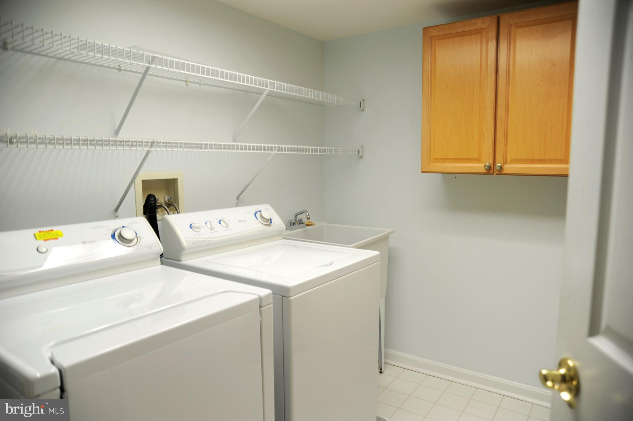 12320 Rosslare Ridge Road, Unit 207 Lutherville-Timonium, MD 21093 - Photo 27 of 30 Laundry room