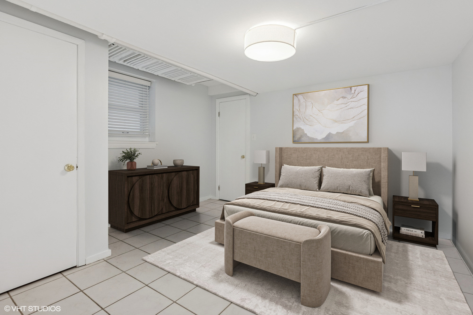 534 West Brompton Avenue, Unit 1N Chicago, IL 60657 - Photo 14 of 20 a bedroom with a bed and a cabinets