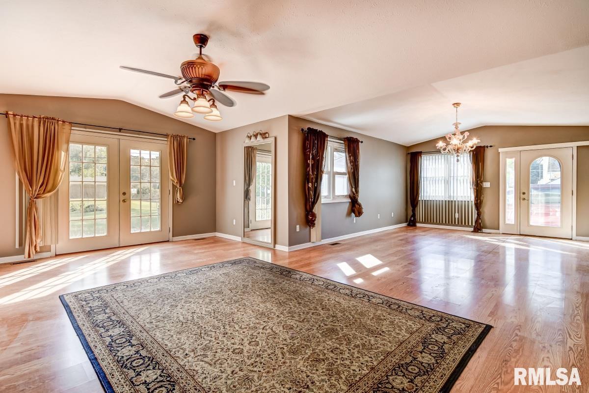 2304 Tamaroa Trail Springfield, IL 62702 - Photo 20 of 40