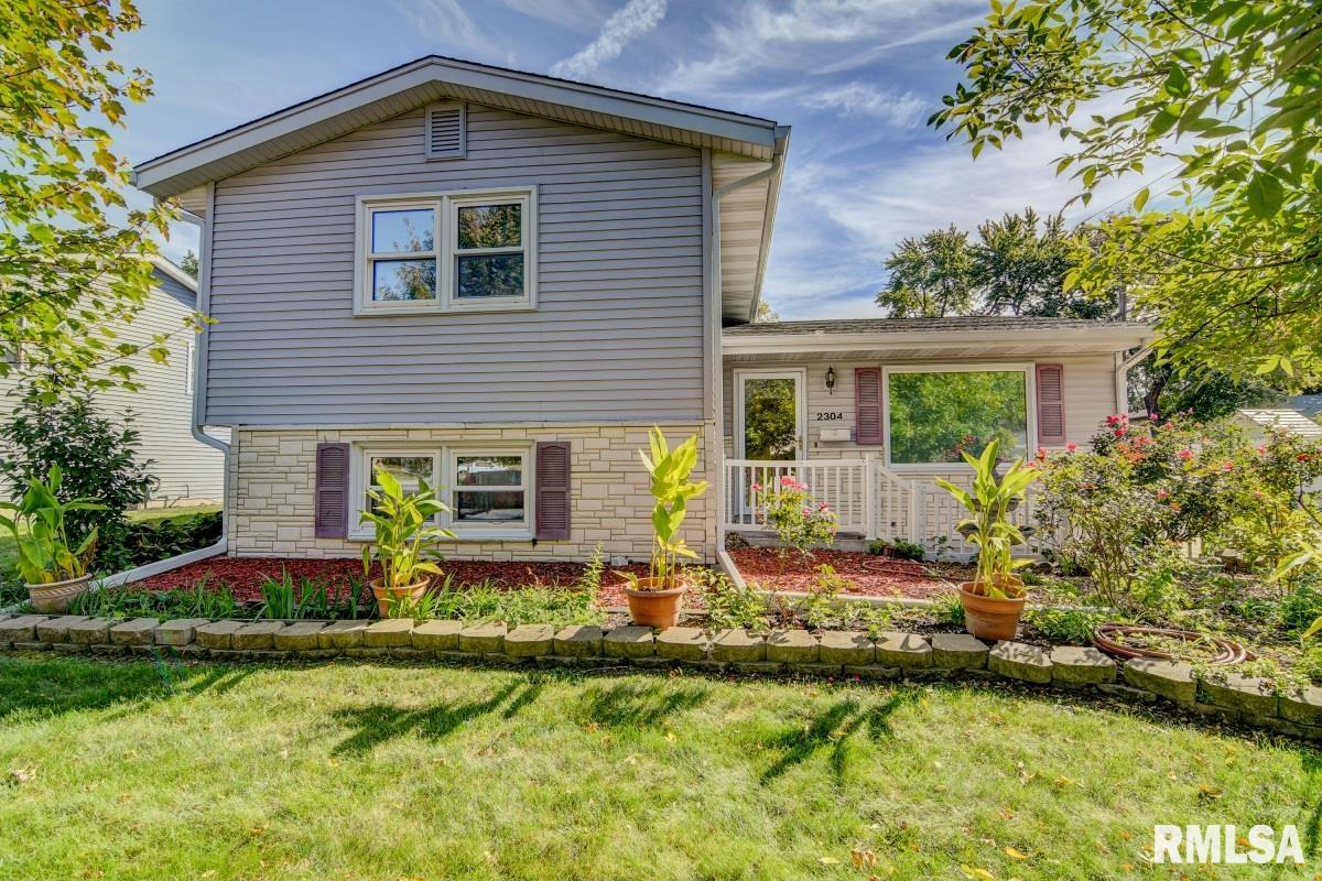 2304 Tamaroa Trail Springfield, IL 62702 - Photo 2 of 40