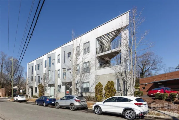 $290,000 | 1600 Fulton Avenue, Unit 204, Charlotte, NC 28205