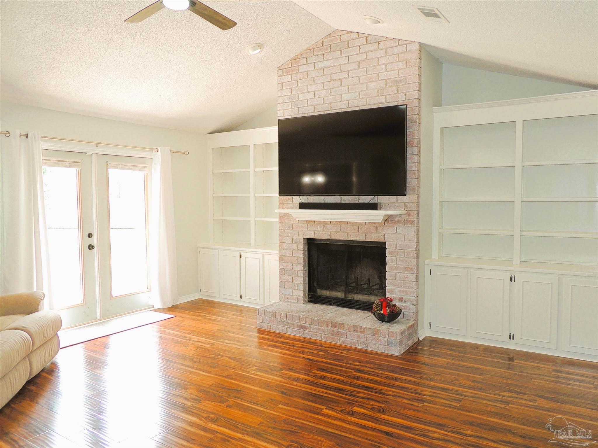 2794 Chickering Road Pensacola, FL 32514 - Photo 5 of 39