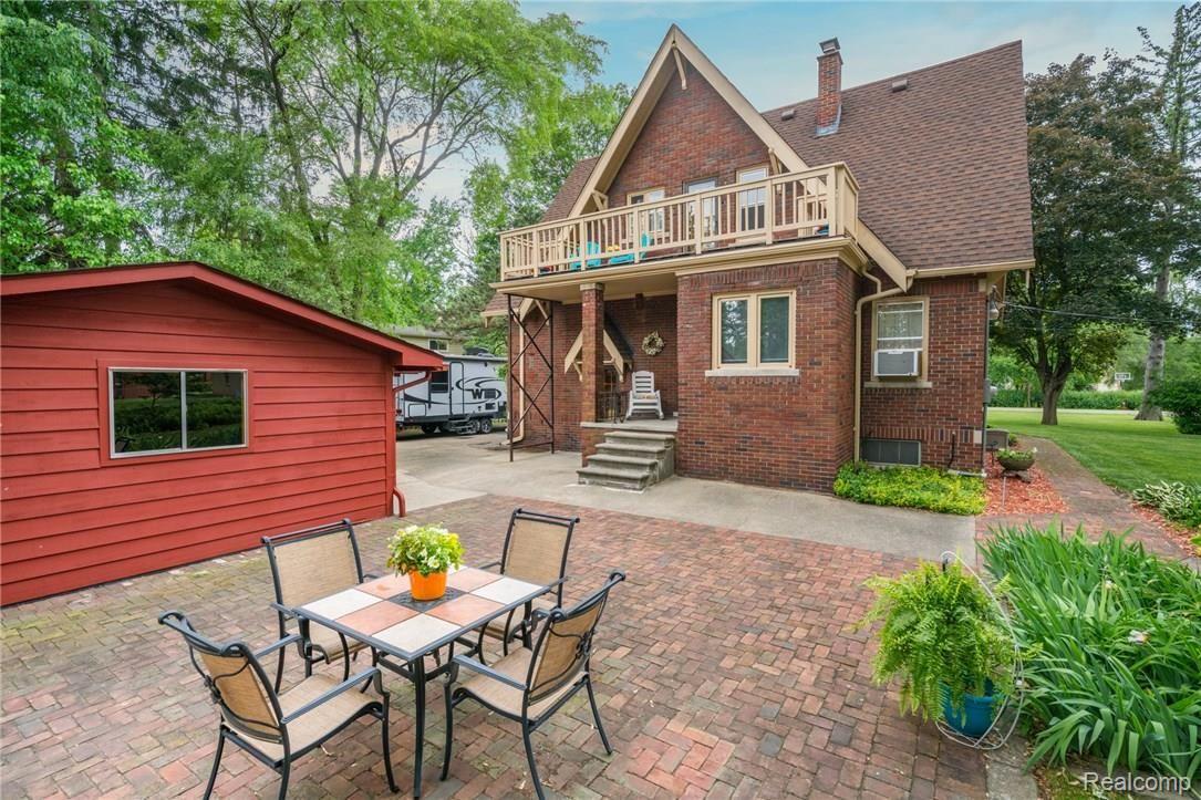 11306 Chicago Road Warren, MI 48093 - Photo 3 of 45 Chicago-3.jpg
