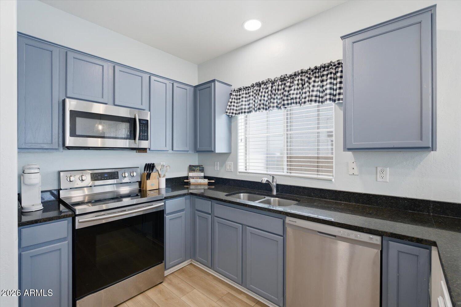 4660 East Redfield Road Gilbert, AZ 85234 - Photo 12 of 33