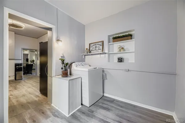 a view of a storage & utility room with washer and dryer