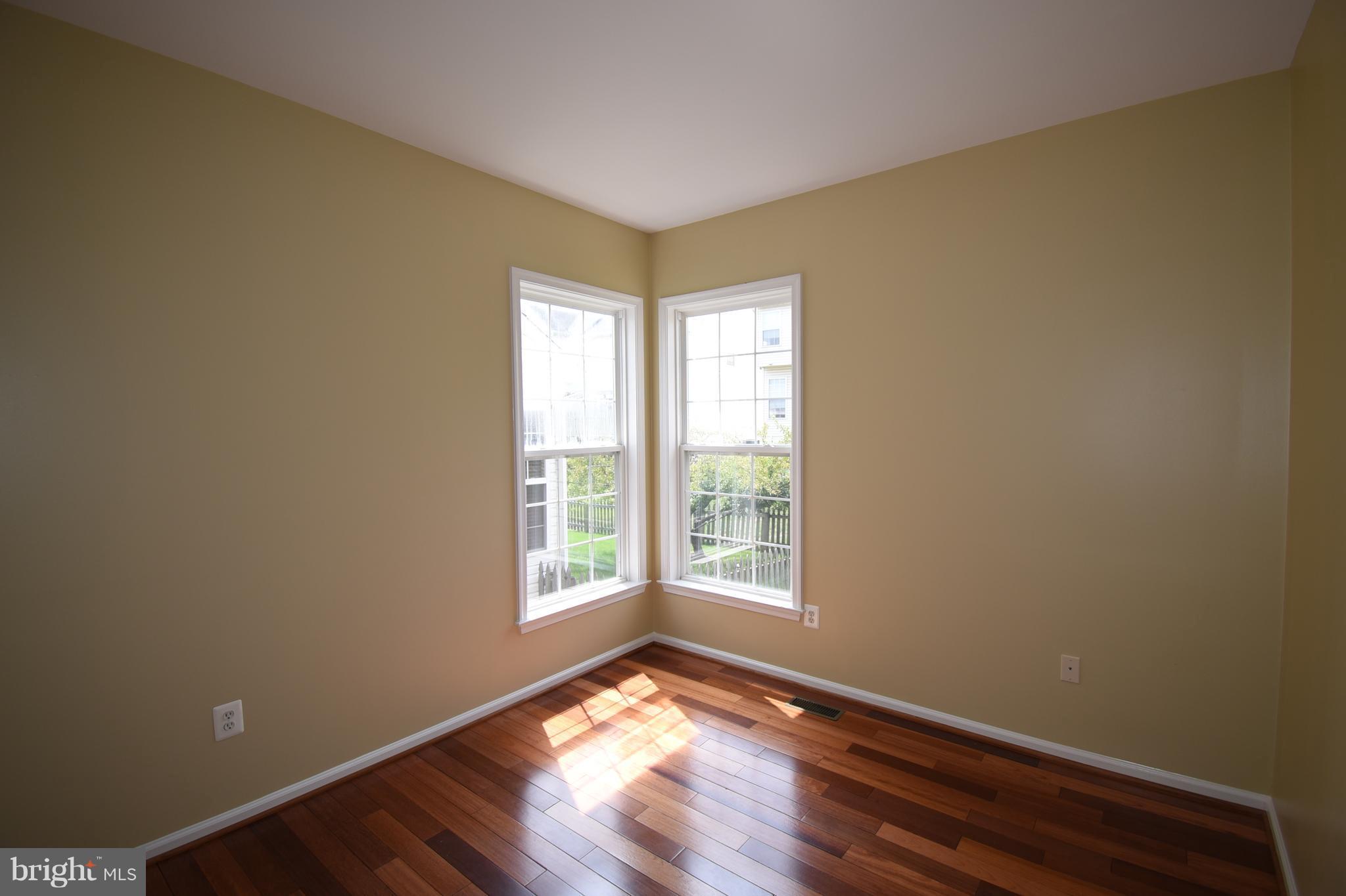 14008 Falconcrest Road Germantown, MD 20874 - Photo 12 of 25 Interior (General)